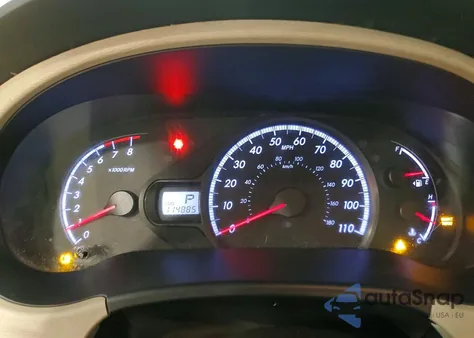 2011 Toyota Sienna Le 7-Passenger z USA, uszkodzony, nr VIN 5TDJK3DC0BS016722